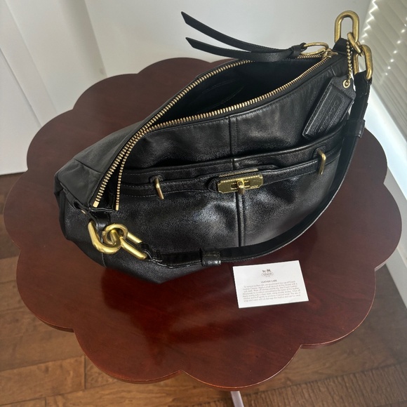 VINTAGE Coach Tote with Gold Accents (2011) - Picture 5 of 7